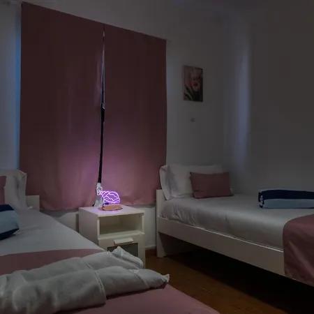 Casita Luisa - Ping Pong And 300m To The By Lanzarote Semesterbostad La Santa