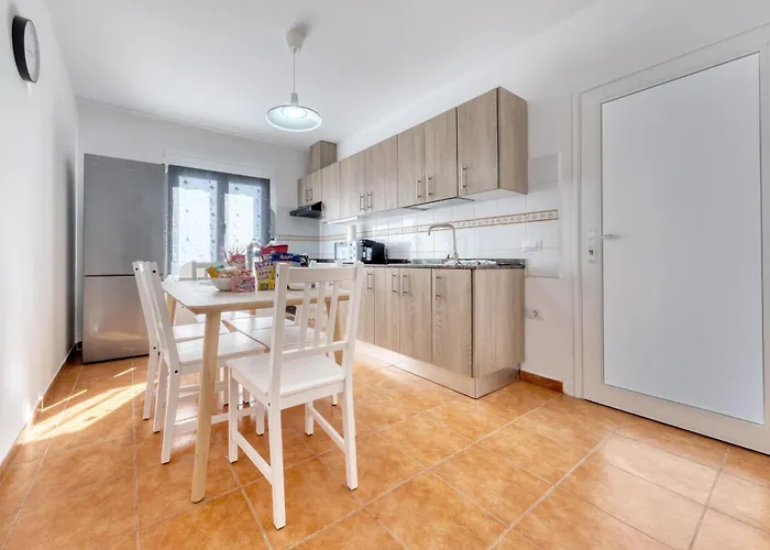 Casita Luisa - Ping Pong And 300m To The By Lanzarote *