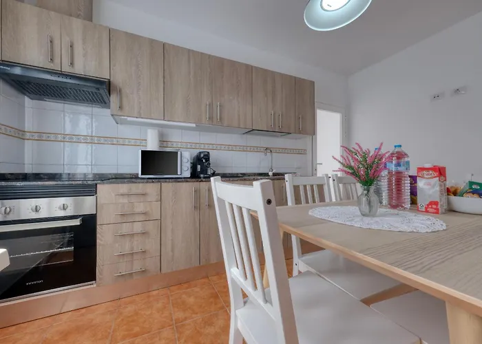 Semesterbostad Casita Luisa - Ping Pong And 300m To The By Lanzarote