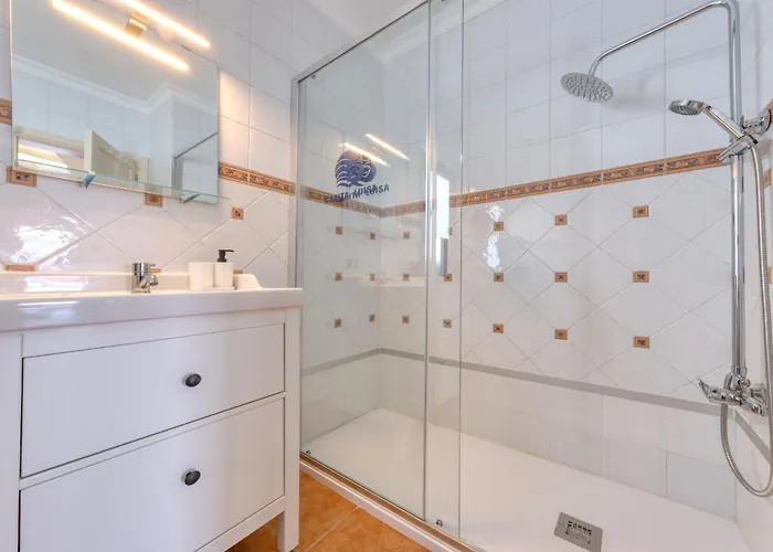 Casita Luisa - Ping Pong And 300m To The By Lanzarote Semesterbostad *