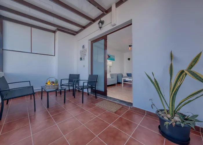 Semesterbostad Casita Luisa - Ping Pong And 300m To The By Lanzarote La Santa